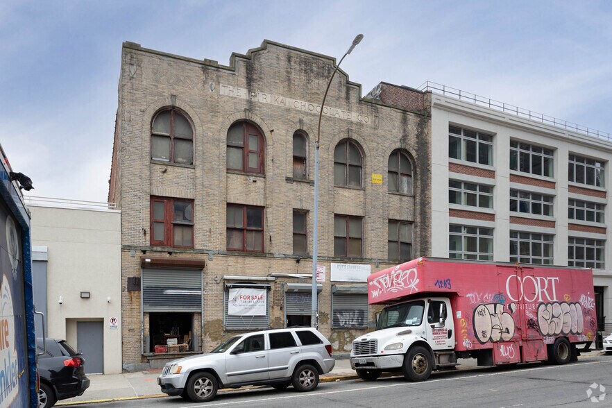 More Photos Of 972-974 Dean St, Brooklyn Warehouse For Sale
