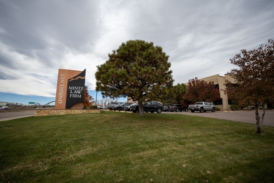 More Photos Of 605 Parfet St, Lakewood Medical For Sale