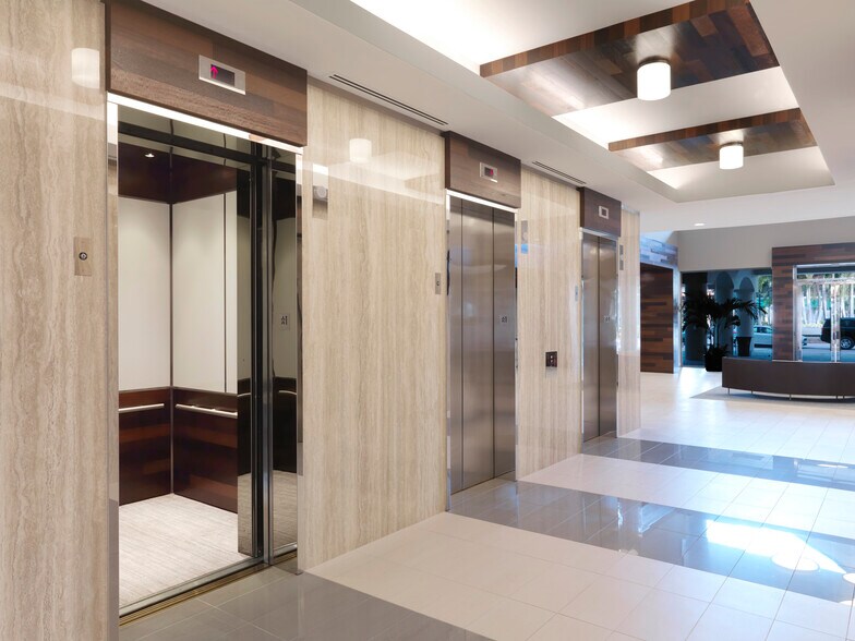 More Photos Of 777 S Harbour Island Blvd, Tampa Office For Lease