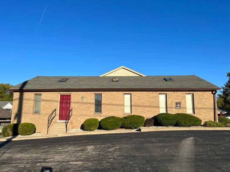 More Photos Of 7908 Cincinnati Dayton Rd, West Chester Office For Lease