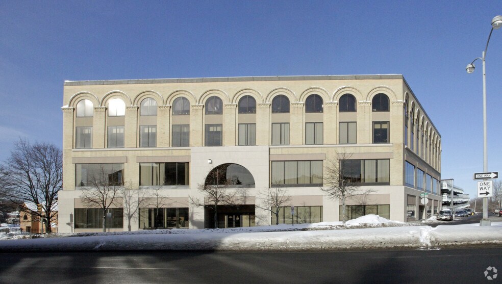 More Photos Of 184 Main St, Lewiston Medical For Sale