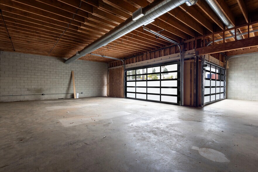 More Photos Of 8651-8655 Washington Blvd, Los Angeles Auto Repair For Lease