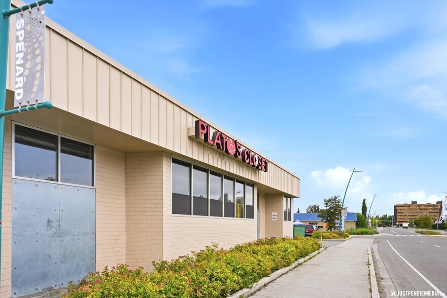 More Photos Of 1201 W Northern Lights Blvd, Anchorage Freestanding For Lease