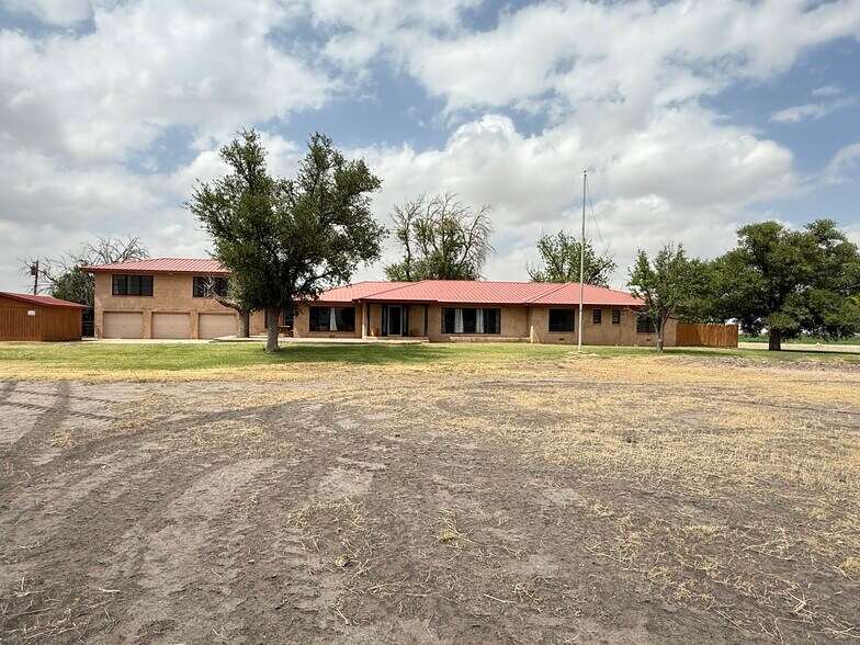 Primary Photo Of 8610 HWY 17, Balmorhea Specialty For Sale