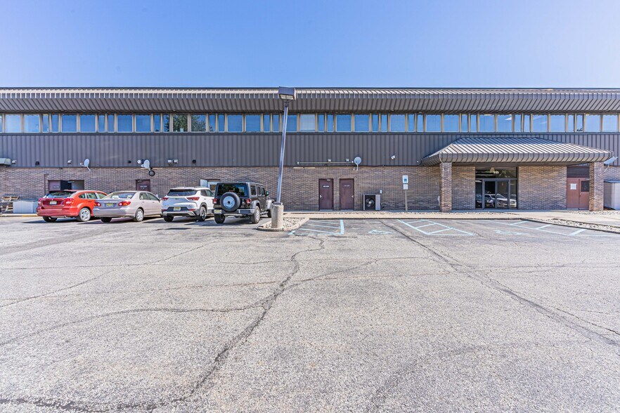 More Photos Of 1003-1031 McBride Ave, Woodland Park Medical For Lease