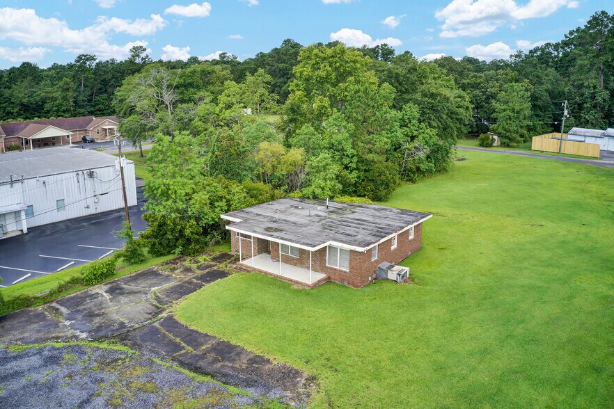 More Photos Of 3806-3816 Ladson Rd, Ladson Flex For Lease