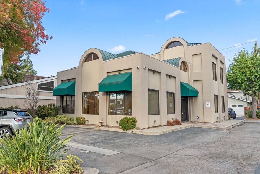 More Photos Of 477 S San Antonio Rd, Los Altos Medical For Sale
