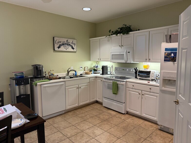 More Photos Of 291 Heritage Walk, Woodstock Office For Sale