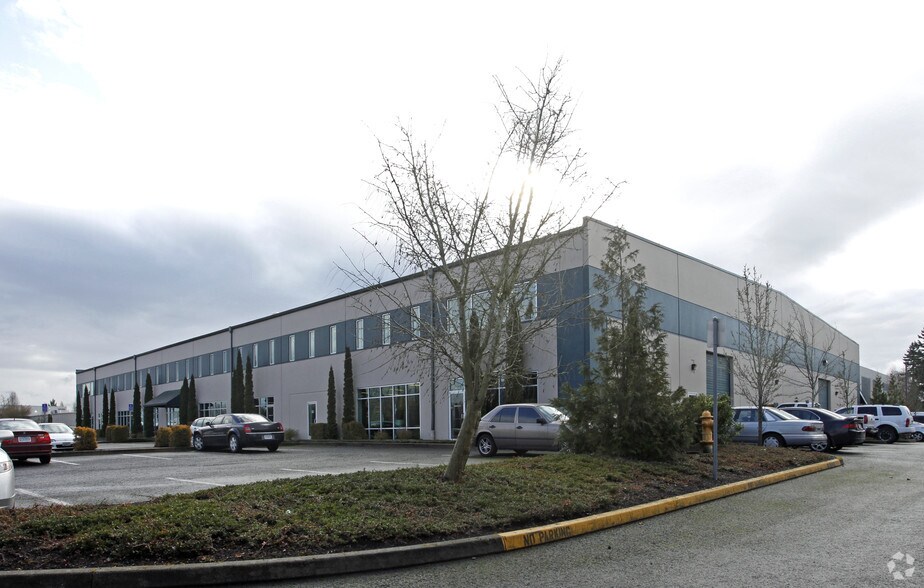More Photos Of 12111 SW Herman Rd, Tualatin Manufacturing For Lease