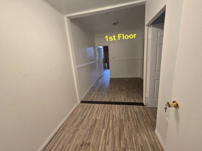 More Photos Of 92-18 Liberty Ave, Ozone Park Storefront Retail Residential For Sale