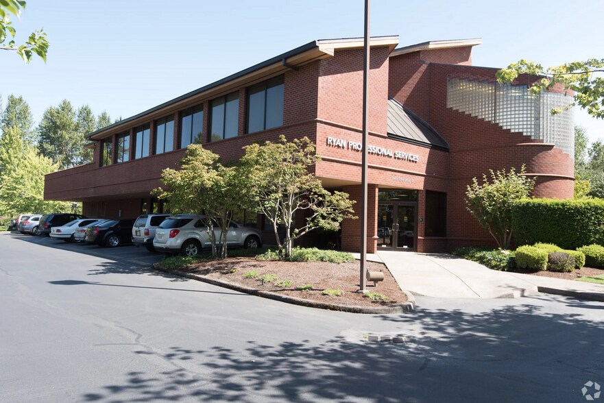 Primary Photo Of 2965 Ryan Dr SE, Salem Medical For Sale