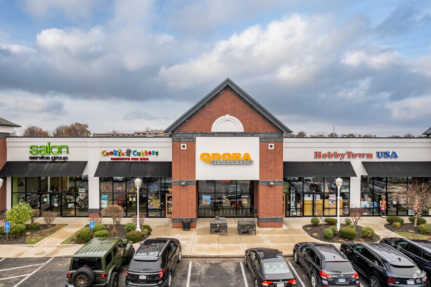 More Photos Of 900 E Battlefield St, Springfield General Retail For Lease