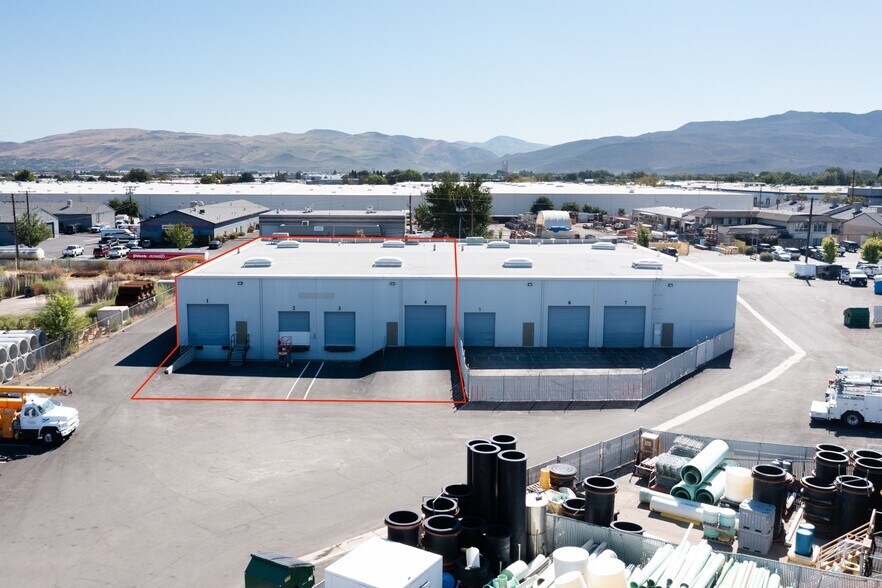 More Photos Of 1105-1285 Marietta Way, Sparks Showroom For Lease