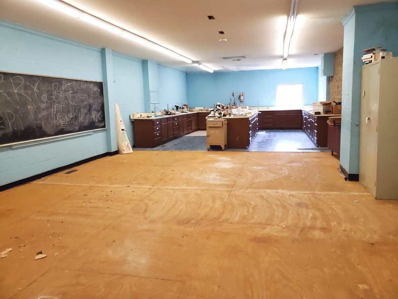 More Photos Of 5408-5410 Brinkley Rd, Temple Hills Schools For Sale