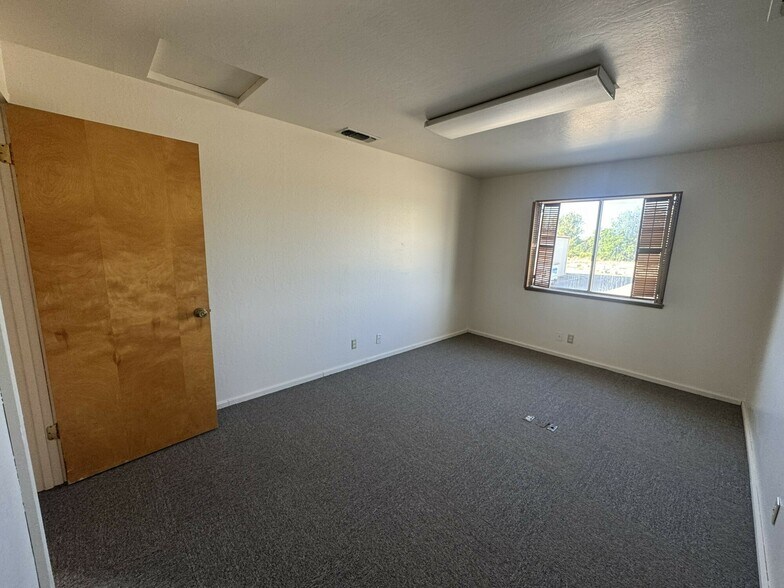 More Photos Of 3058 State Highway 45, Glenn Food Processing For Lease