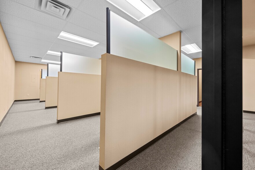 More Photos Of 102 Cooperative Way, Kalispell Office For Sale