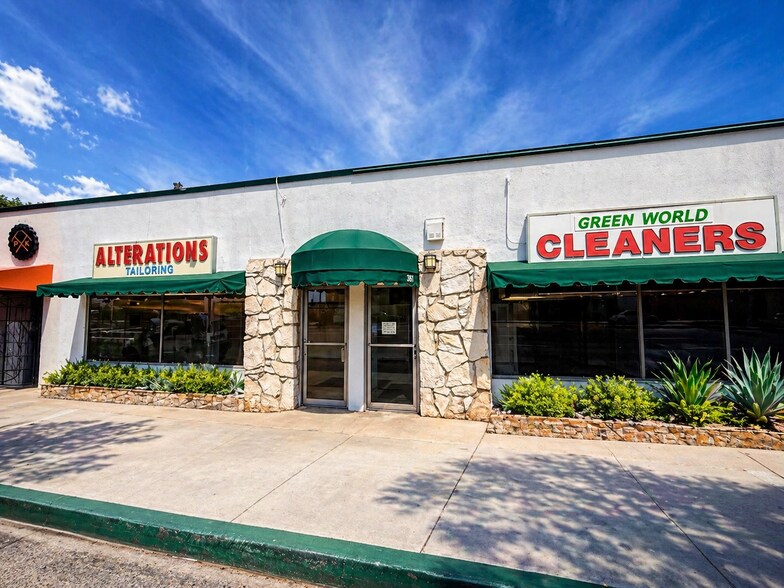 Primary Photo Of 3641-3671 Katella Ave, Los Alamitos Storefront For Lease