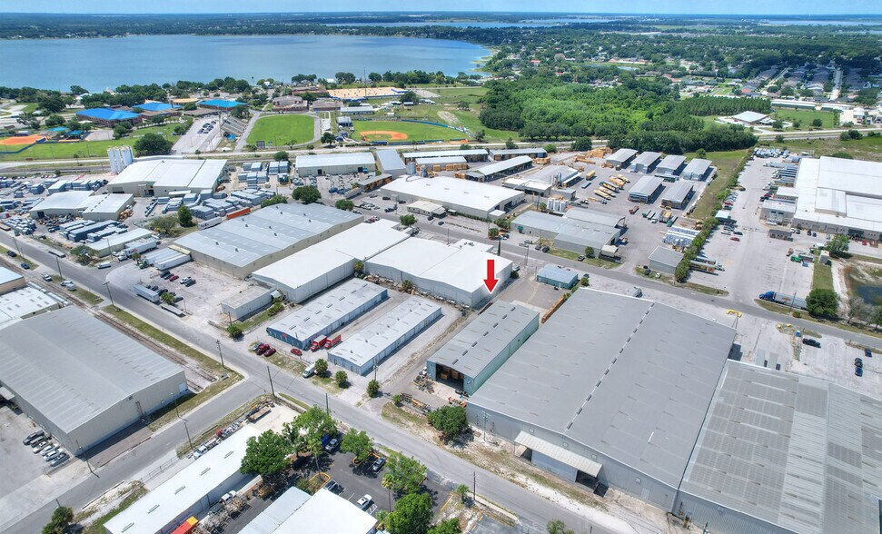 More Photos Of 304 Progress Rd, Auburndale Industrial For Lease