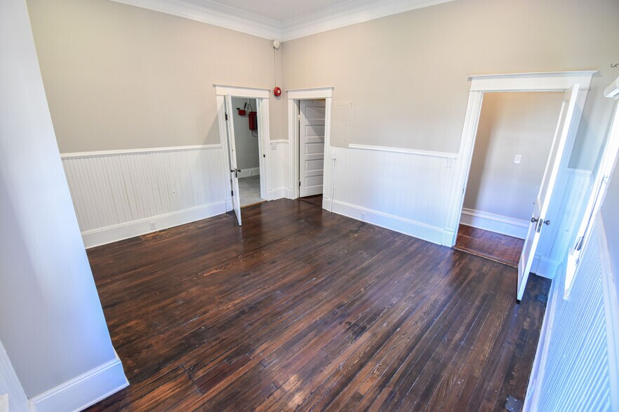 More Photos Of ,  Office For Sale