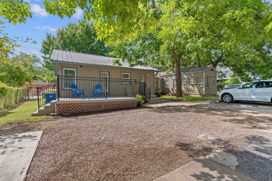 More Photos Of 4407 Medical Pkwy, Austin Land For Sale