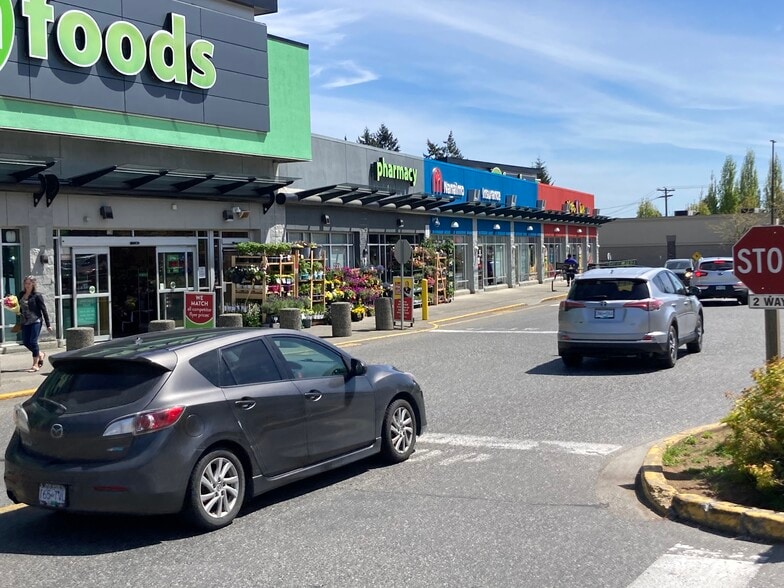 More Photos Of 2000 Island Hwy N, Nanaimo Storefront For Lease