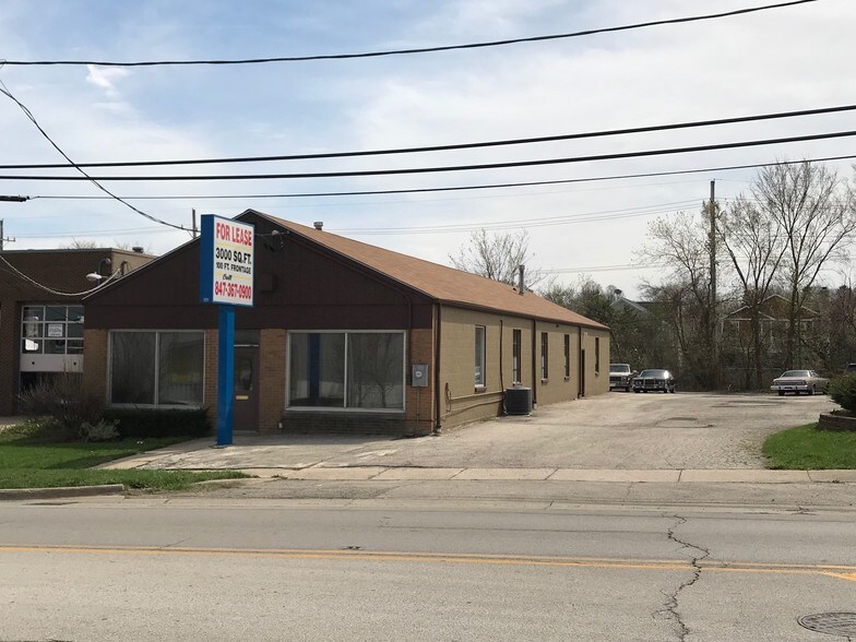 Primary Photo Of 705 E Park Ave, Libertyville Light Distribution For Lease