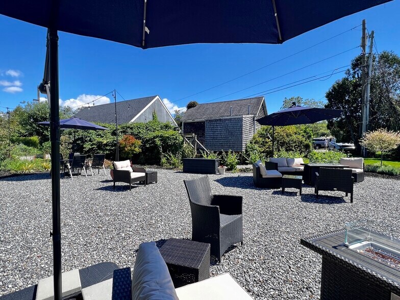 More Photos Of 3063 Bristol Rd, New Harbor Hospitality For Sale