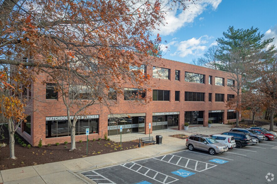 More Photos Of 5570 Sterrett Pl, Columbia Office For Lease
