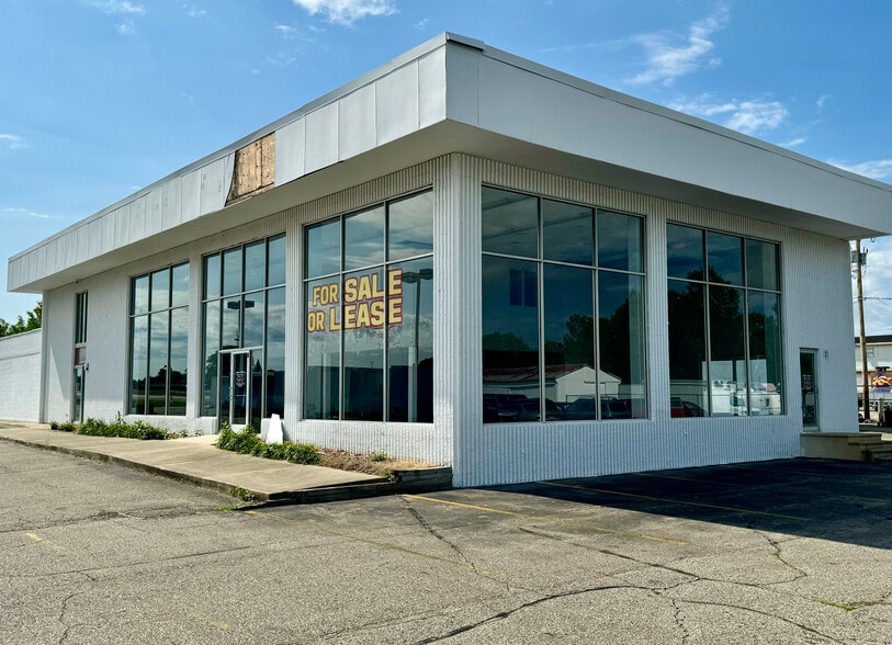 Primary Photo Of 457 N Cedar Rd, Mason Auto Dealership For Sale