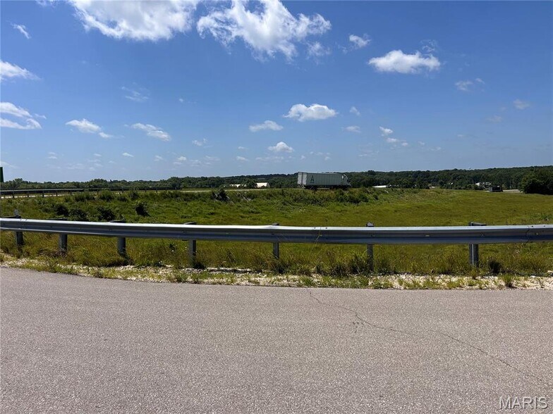 More Photos Of Hwy UU & South Elliston Road Hwy, Cuba Land For Sale