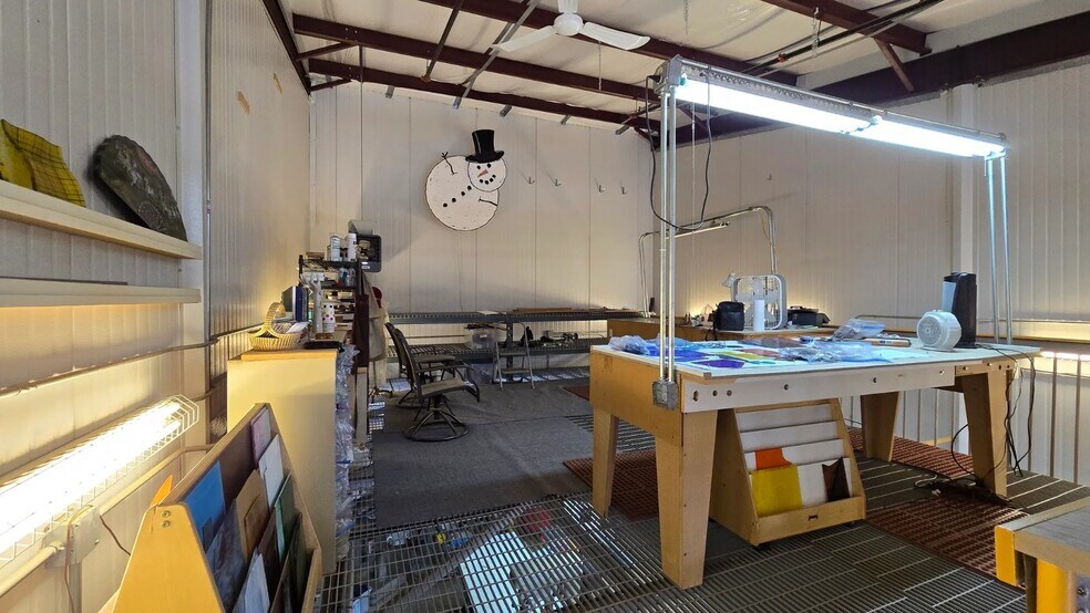 More Photos Of 3656 Stagecoach Rd, Longmont Warehouse For Sale