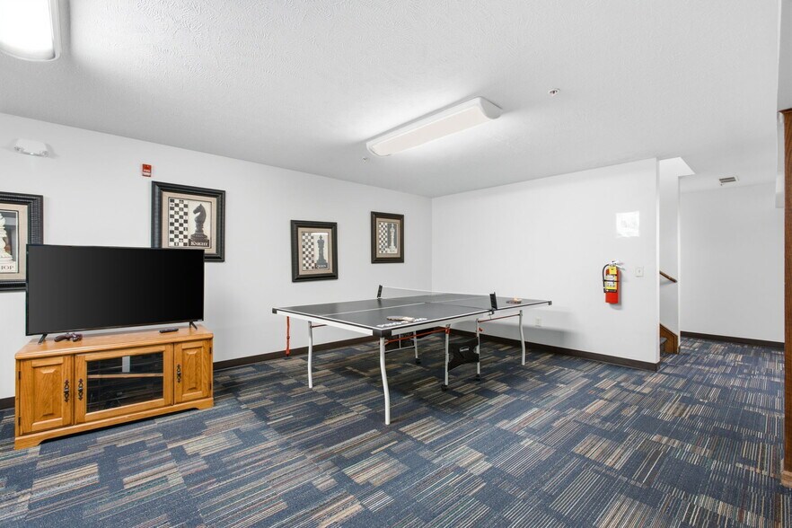 More Photos Of 437 Jefferson Rd, Fremont Shelter For Sale