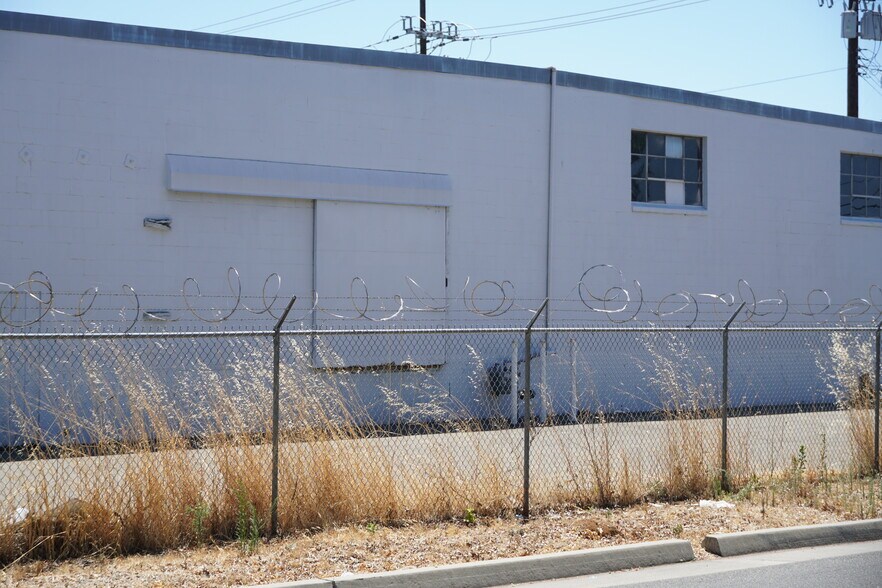 More Photos Of 851 Richards Blvd, Sacramento Warehouse For Sale