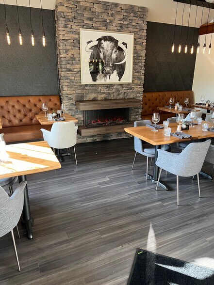 More Photos Of 430 Carolina Way, Highlands Flex For Sale