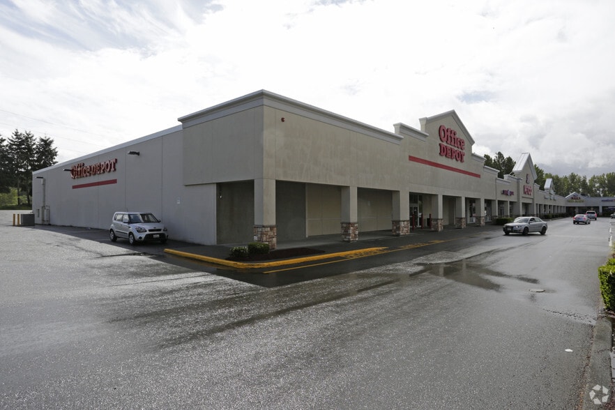 More Photos Of 3705-3831 S Meridian, Puyallup Unknown For Lease