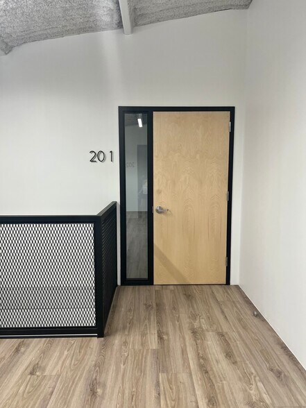 More Photos Of 1224 Houston Ave, Houston Loft Creative Space For Lease