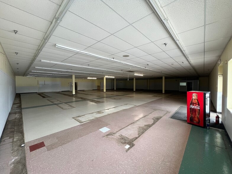 More Photos Of 681 Bath Rd, Wiscasset Unknown For Lease