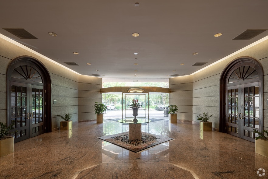 More Photos Of 9030 Stony Point, Richmond Office For Lease