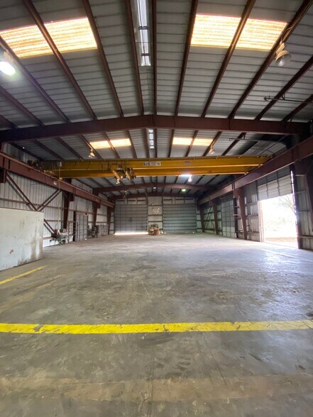 More Photos Of 4836 Fish Ln, Beeville Warehouse For Sale