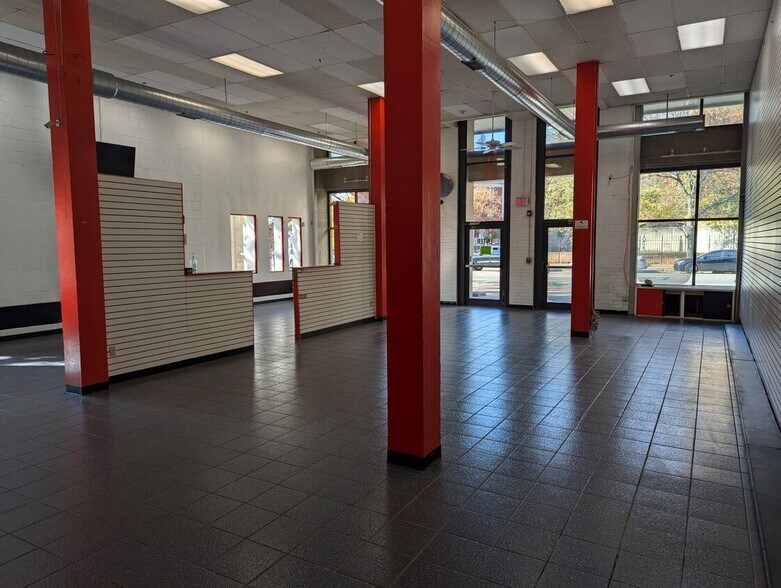 More Photos Of 484 Tremont St, Boston Apartments For Lease