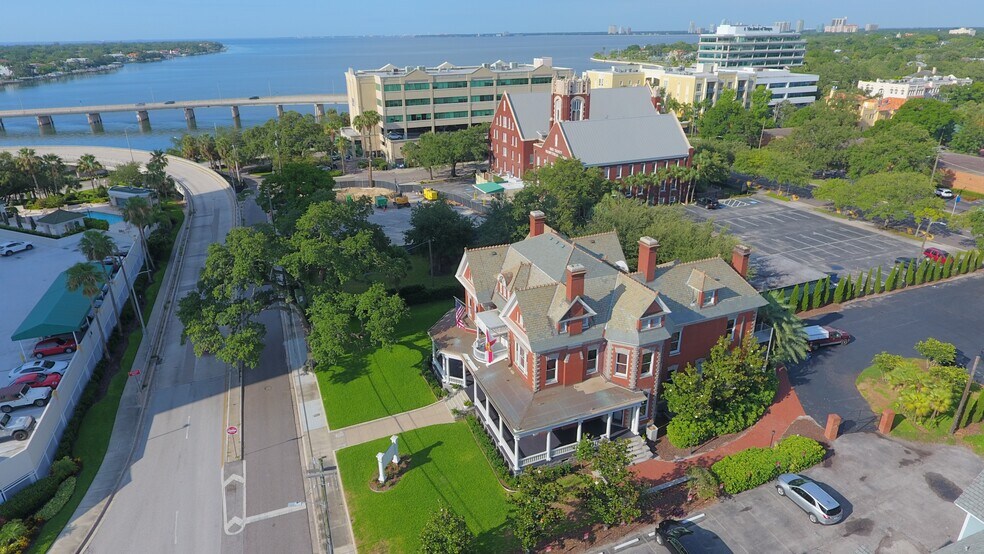 Primary Photo Of 341 S Plant Ave, Tampa Office Residential For Sale
