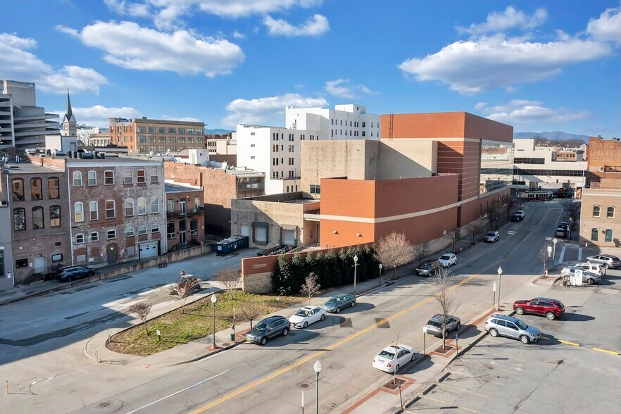 More Photos Of 120 Salem Ave SW, Roanoke Warehouse For Sale