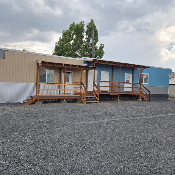 More Photos Of 1314 W Pierce St, Burns Trailer Camper Park For Sale