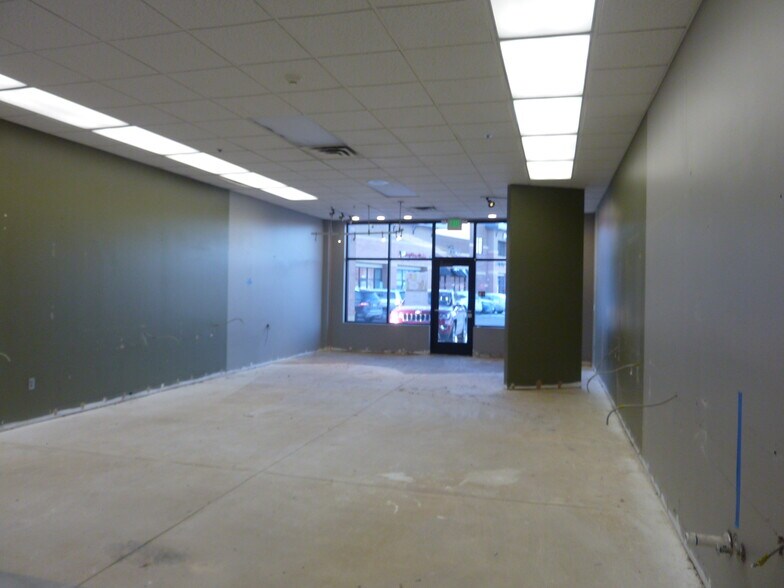 More Photos Of 3800 W Old Shakopee Rd, Bloomington Unknown For Lease