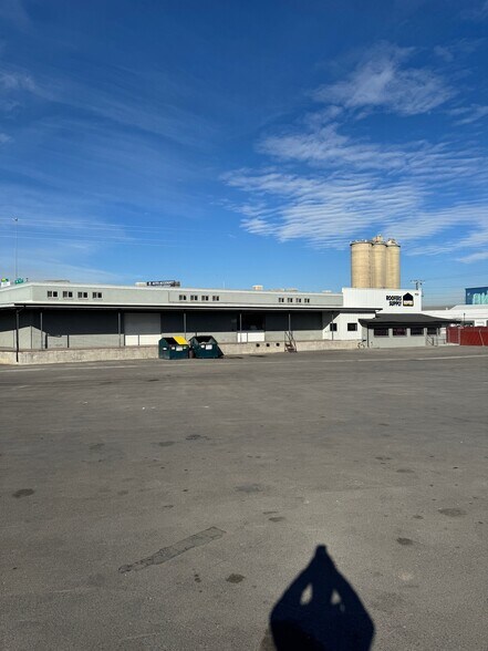 More Photos Of 920 S 500 W, Salt Lake City Manufacturing For Lease