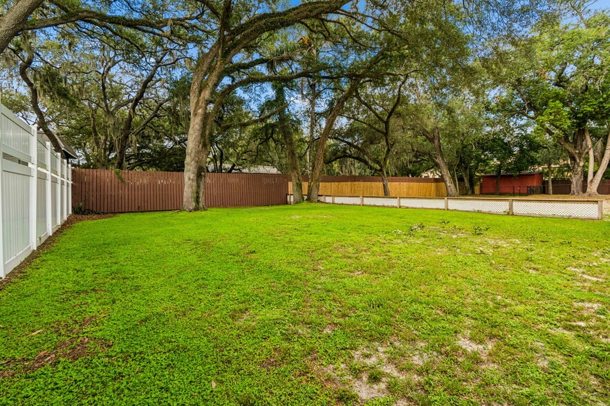 More Photos Of 4001 Skipper Rd, Tampa Schools For Sale