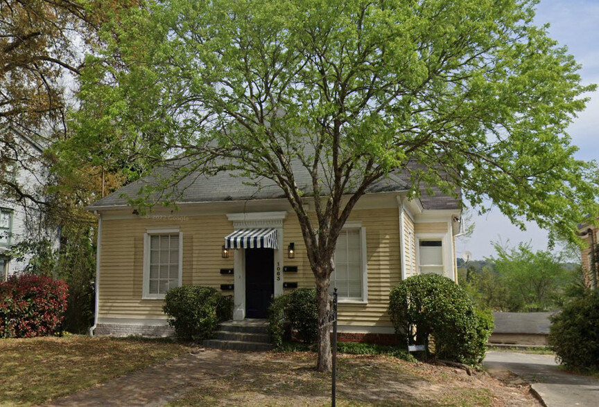 Primary Photo Of 1063 Walnut St, Macon-Bibb Apartments For Sale