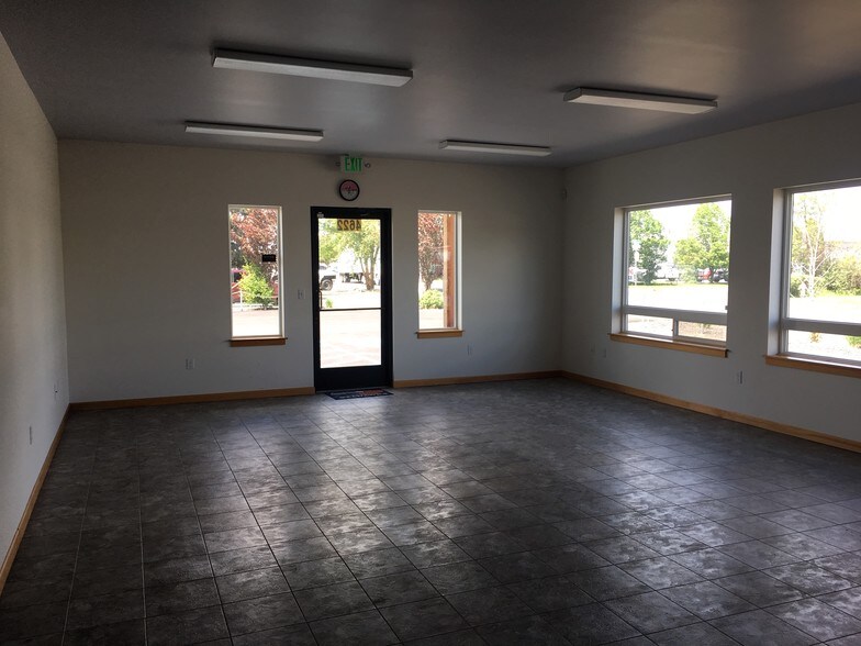 More Photos Of 4622 N Rebecca St, Spokane Industrial For Lease