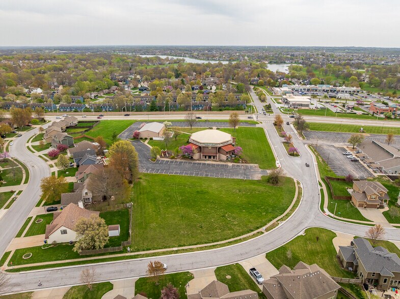 More Photos Of 800 SW 150 Hwy, Lee's Summit Office For Sale