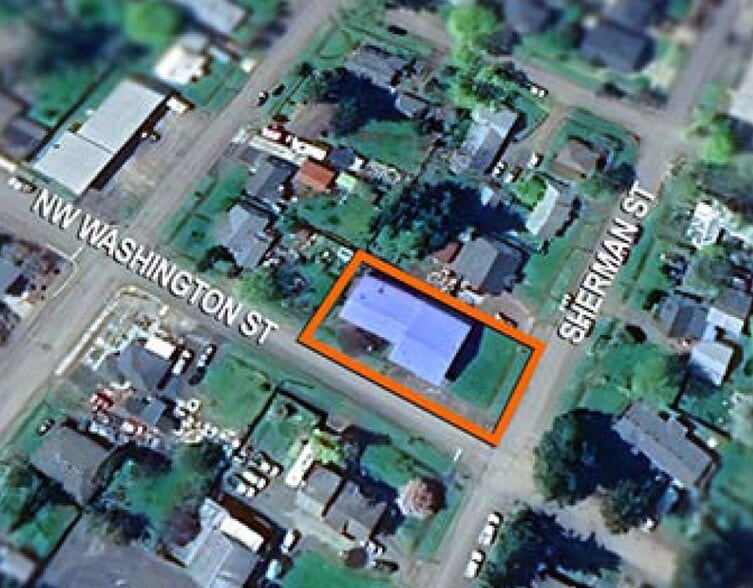 More Photos Of 240 NW Washington St, Sheridan Lodge Meeting Hall For Sale